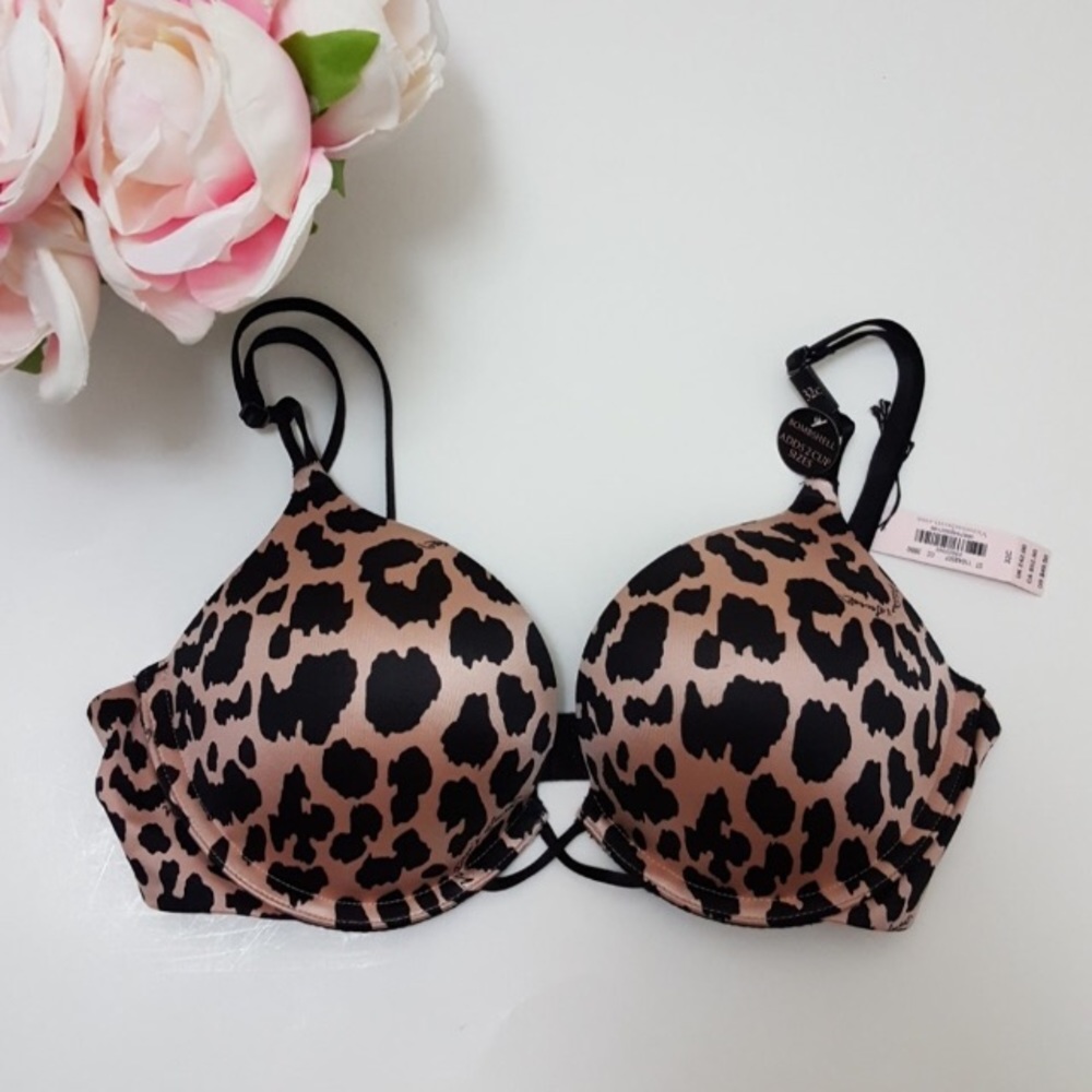 Victoria Secrets Bombshell Bra (32C)
